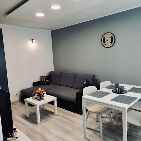Apartament Poniatowskiego Z Parkingiem Гливице Экстерьер фото