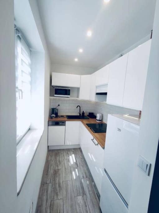 Apartament Poniatowskiego Z Parkingiem Гливице Экстерьер фото